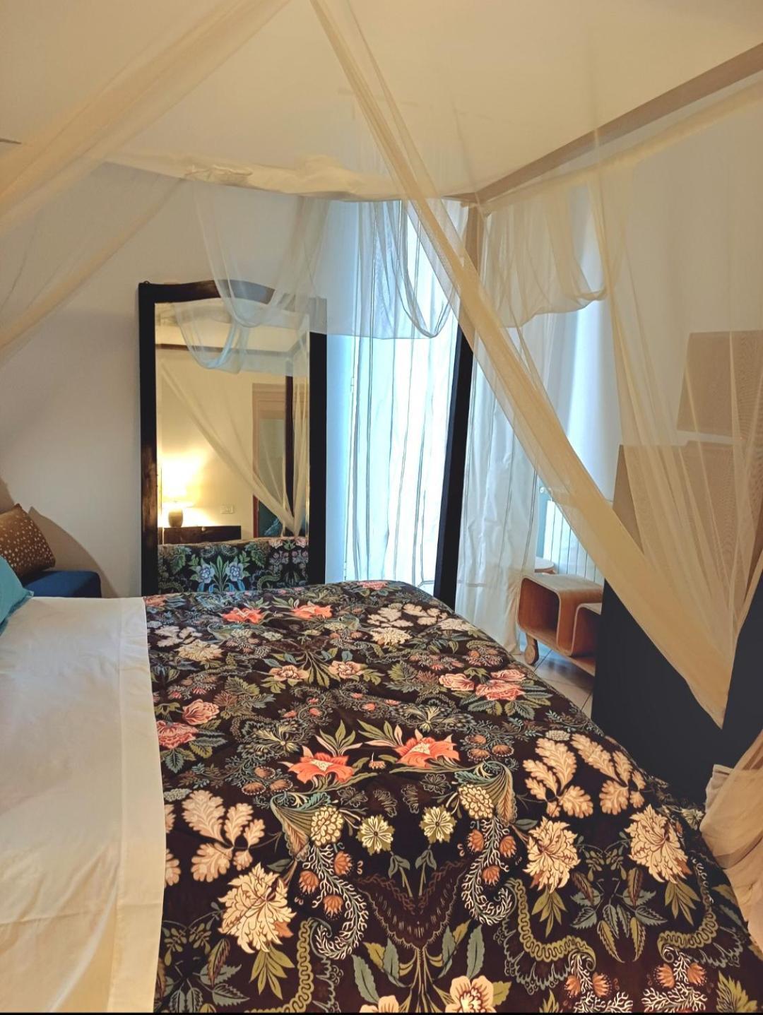 Dante Bed & Breakfast *